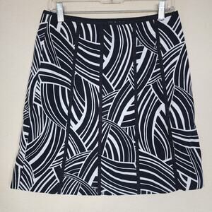 Black & White Size 8 Midi Skirt